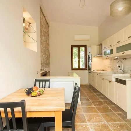 The Saronic - Jungle On The Sea Casa vacanze