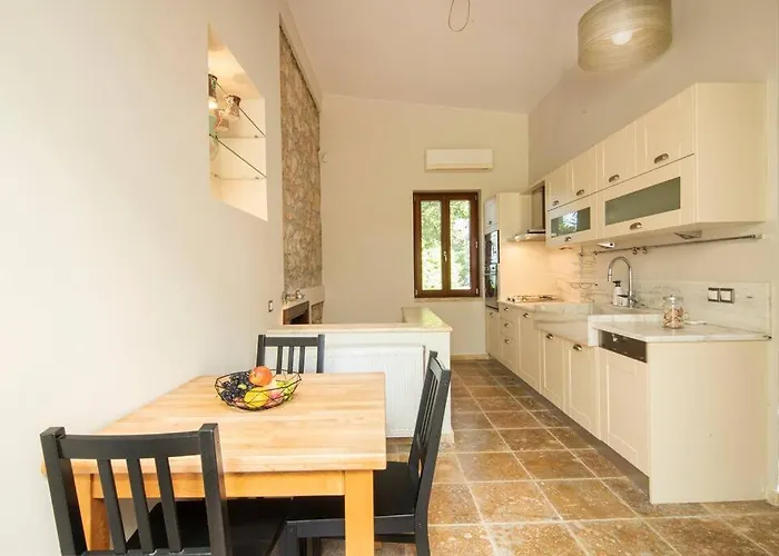 The Saronic - Jungle On The Sea Casa vacanze