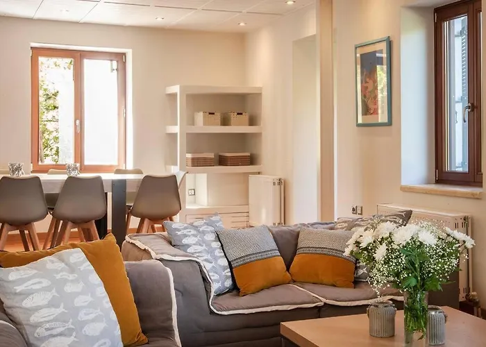 Semesterbostad The Saronic - Jungle On The Sea Agioi Theodoroi (Corinthia)