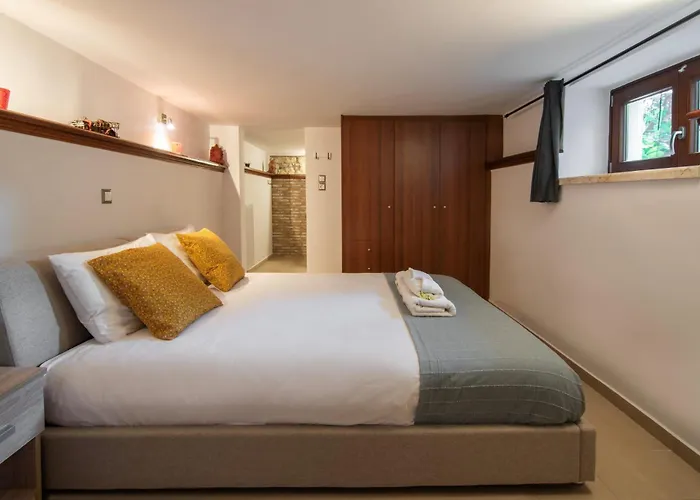 The Saronic - Jungle On The Sea Semesterbostad Agioi Theodoroi (Corinthia)