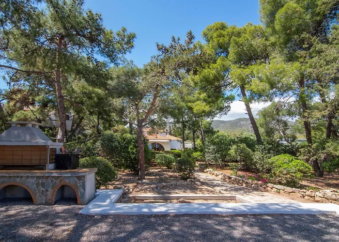 The Saronic - Jungle On The Sea Semesterbostad *